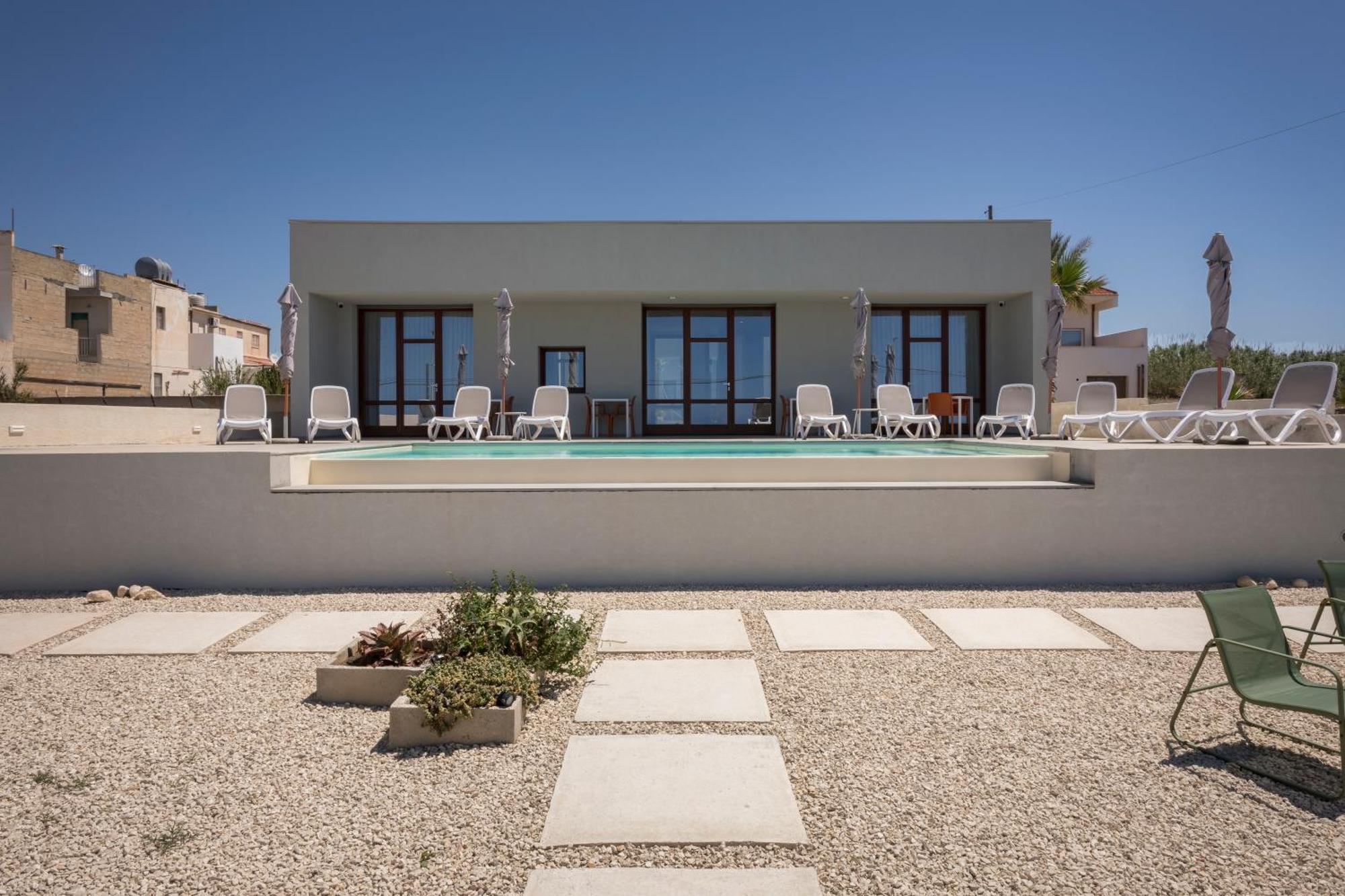 Lele' Guesthouse Scoglitti Exteriör bild