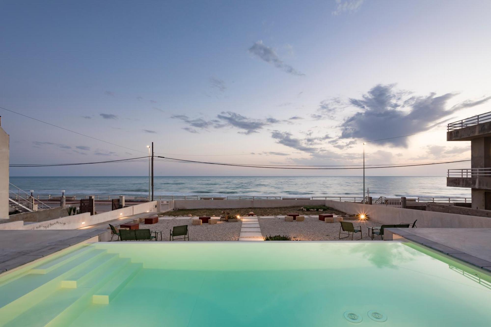 Lele' Guesthouse Scoglitti Exteriör bild